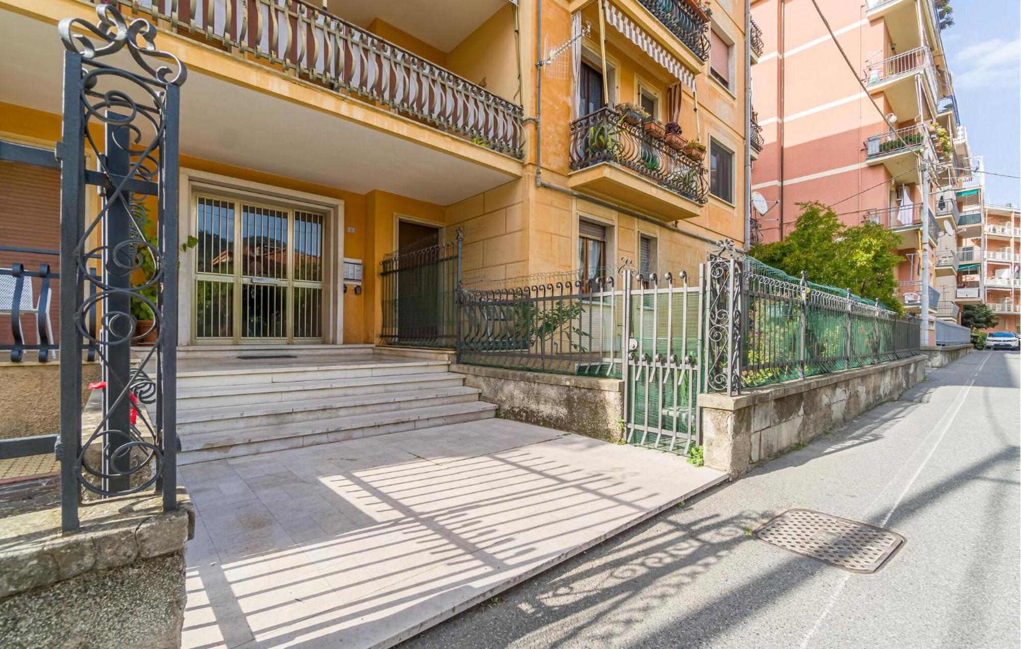 Gorgeous Apartment In Levanto With Kitchen Exterior photo